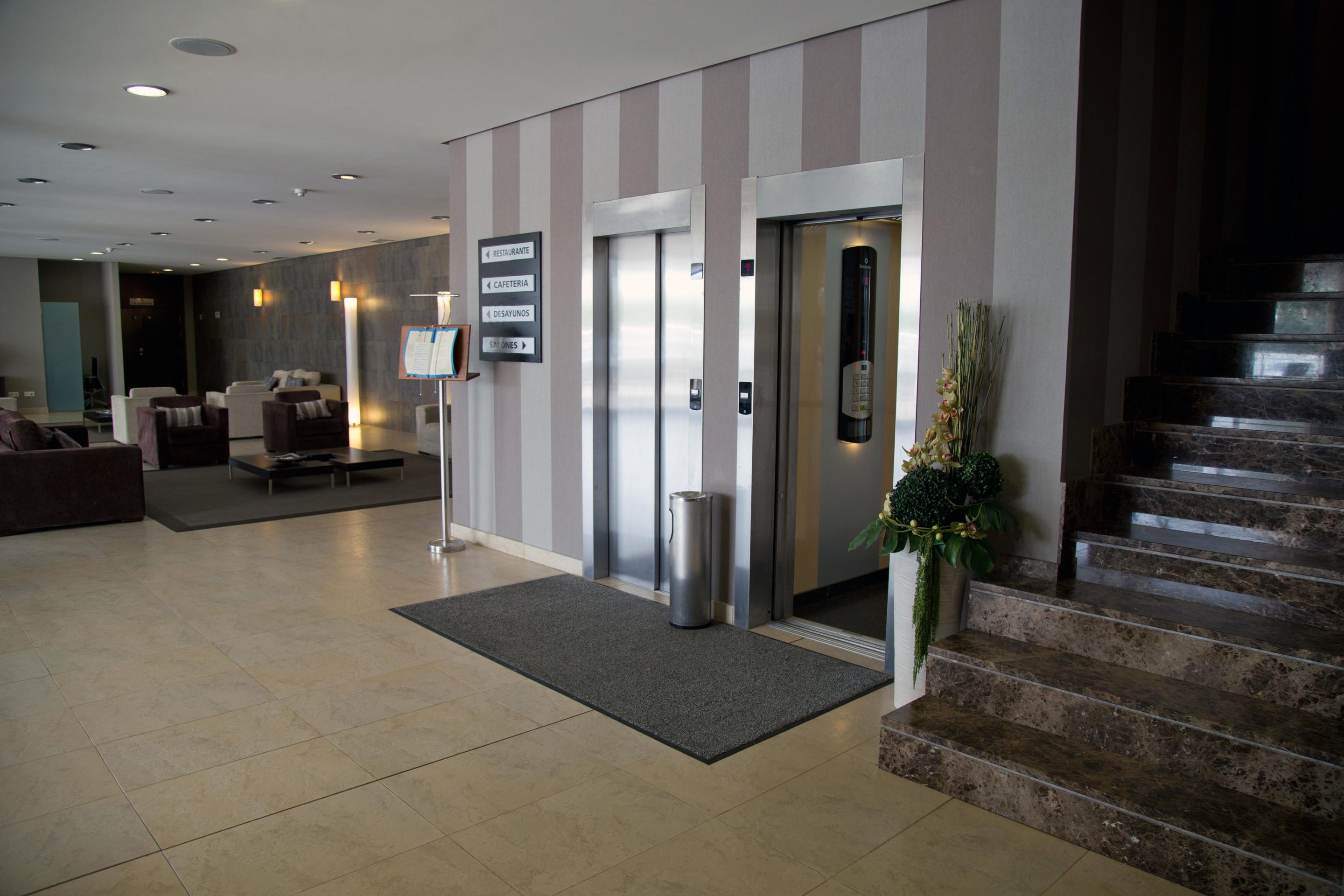 Hotel Hq La Galeria Burgo Exterior foto